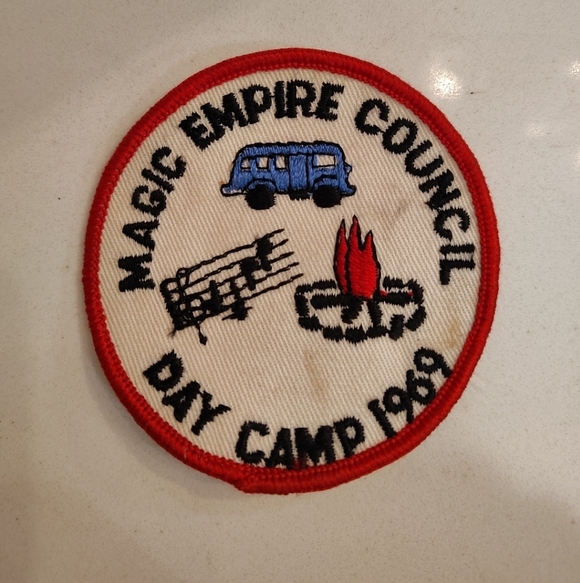 Vintage Magic Empire Council Day Camp Patch 1969 - Picture 2 of 6